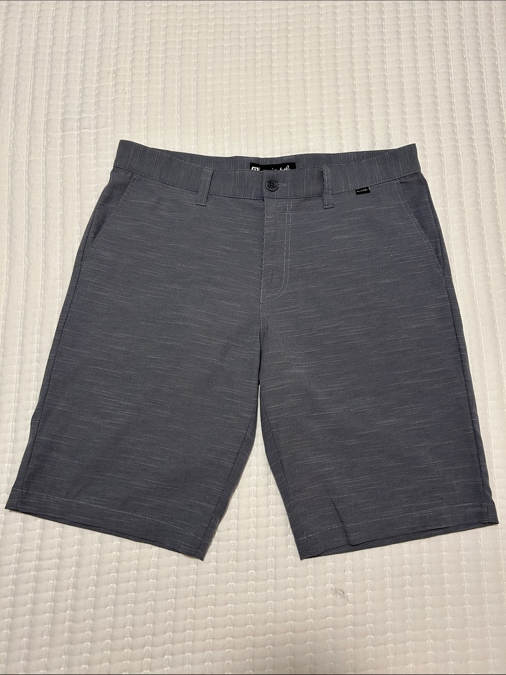 Travis Mathew Men's Heathered Gray Flat-Front Shorts 34” waist